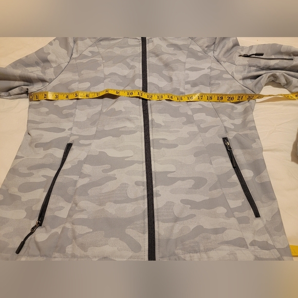 Free Country Camo Jacket Grey White Womens Size XL Hunt Camp Fishing Gorpore - Picture 7 of 11